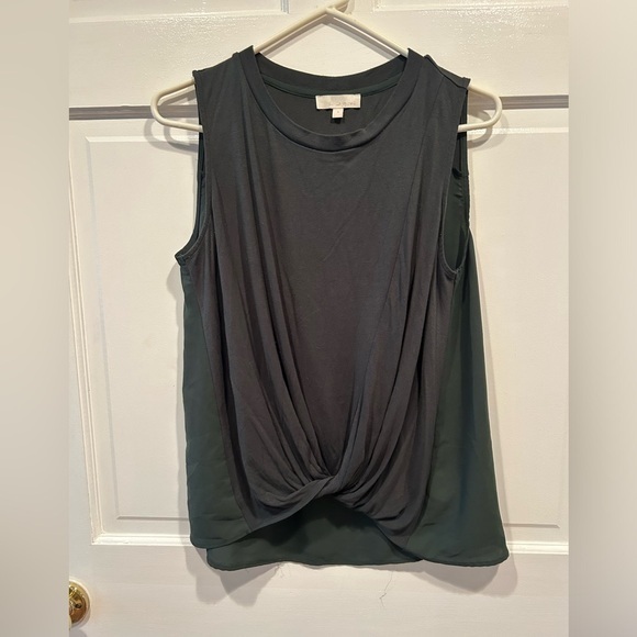 Tops - A. LAYERED SIZE SMALL WOMENS TWIST FRONT SLEEVELESS T SHIRT GRAY & OLIVE